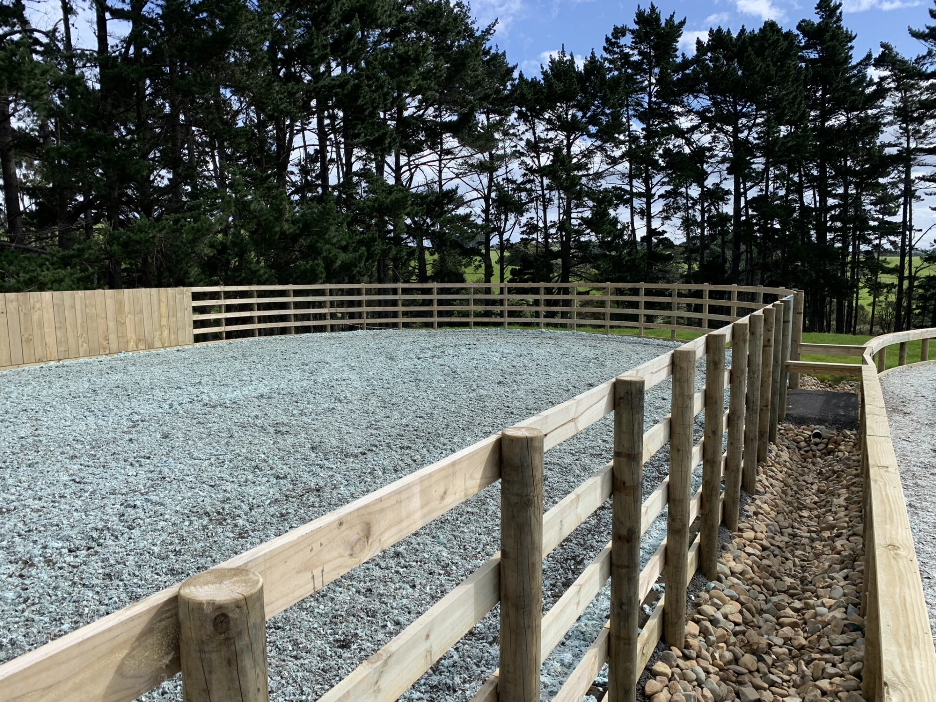 auckland fencing contractors